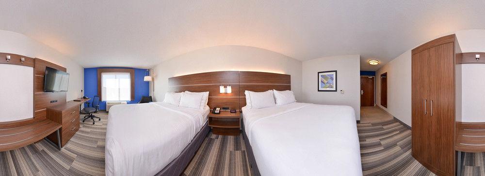 Holiday Inn Express Hotel & Suites Urbana-Champaign-U Of I Area By Ihg Exterior photo